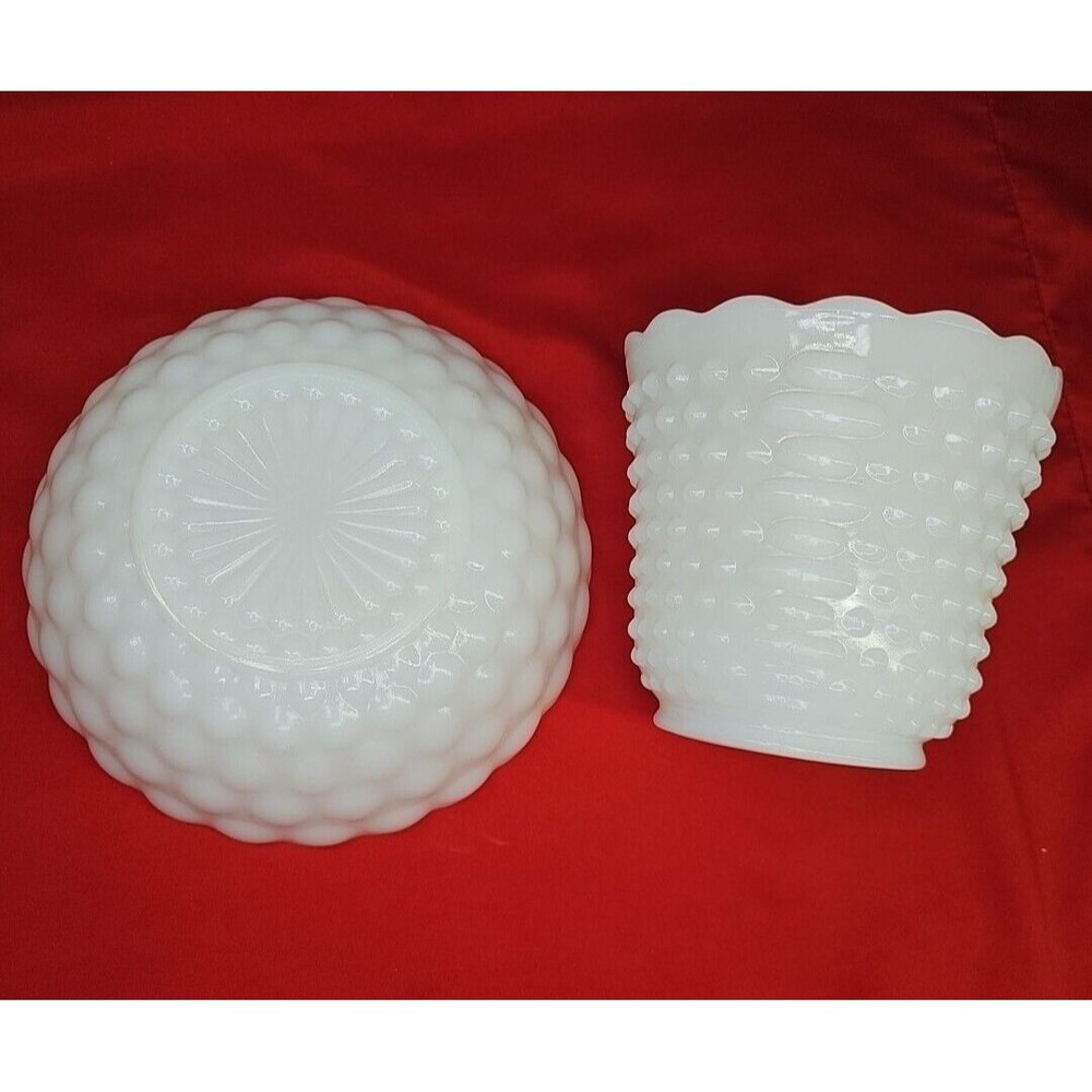 Milk Glass Serving Set of 2 Bowls Bubble Hobnail VTG Anchor Hocking Fire King